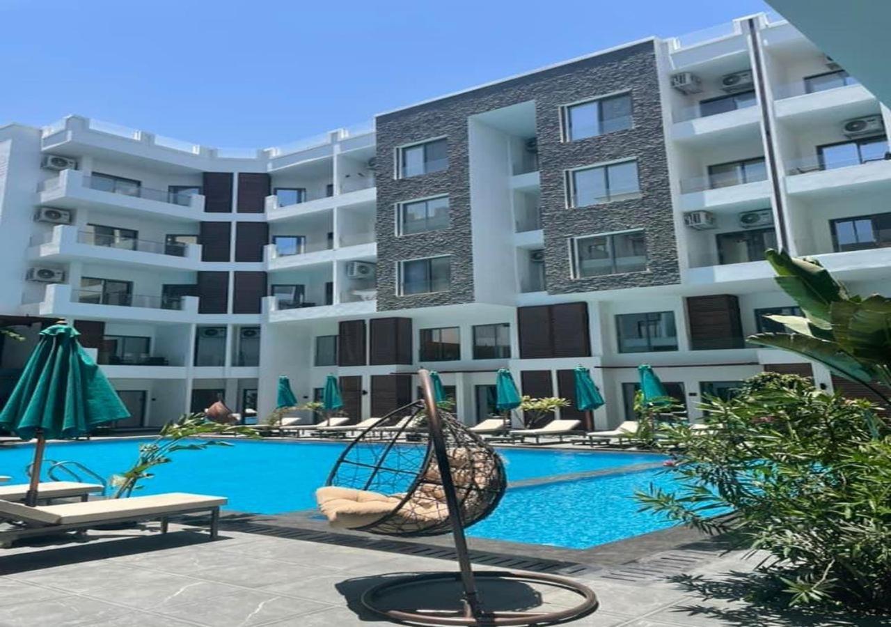 Sanctuary Sunlit Hurghada Haven With 4 Pools, Rooftop Sunsets & Gourmet Bites Steps Away Exterior photo