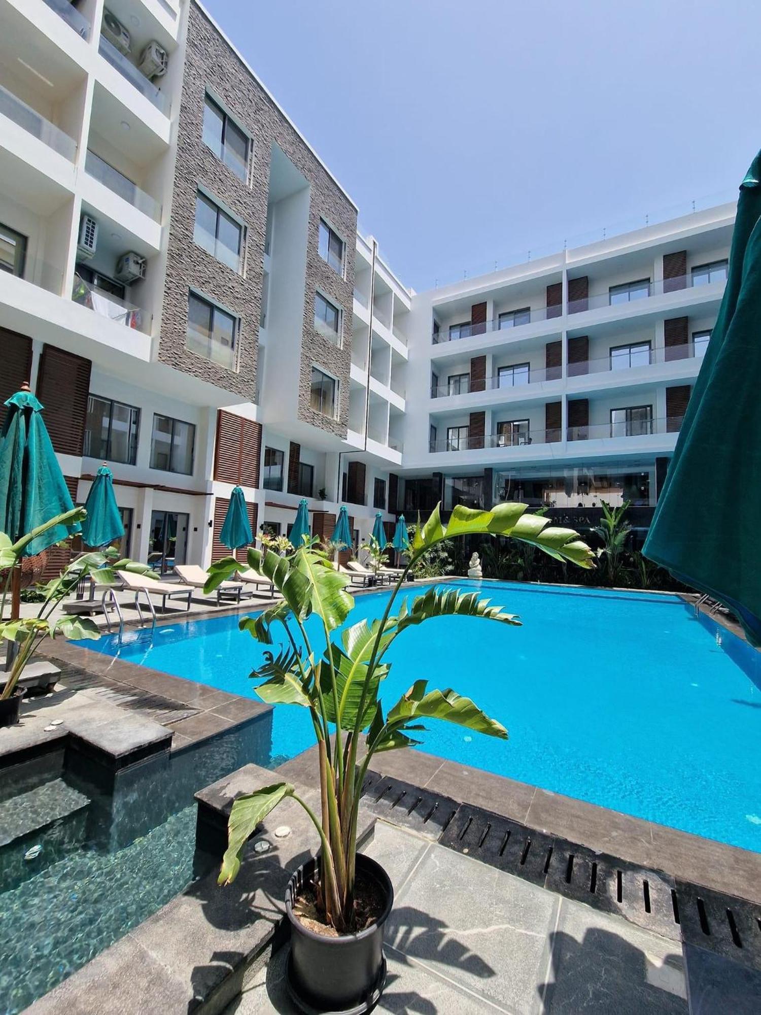 Sanctuary Sunlit Hurghada Haven With 4 Pools, Rooftop Sunsets & Gourmet Bites Steps Away Exterior photo